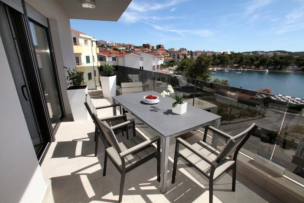 Apartments Villa Aquamarie Трогир Экстерьер фото