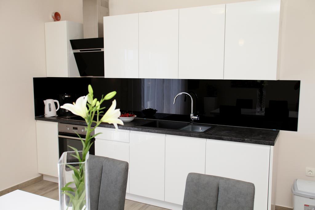 Apartments Villa Aquamarie Трогир Экстерьер фото